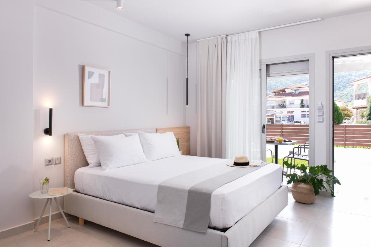 Afros Suites Olympiada Exterior foto